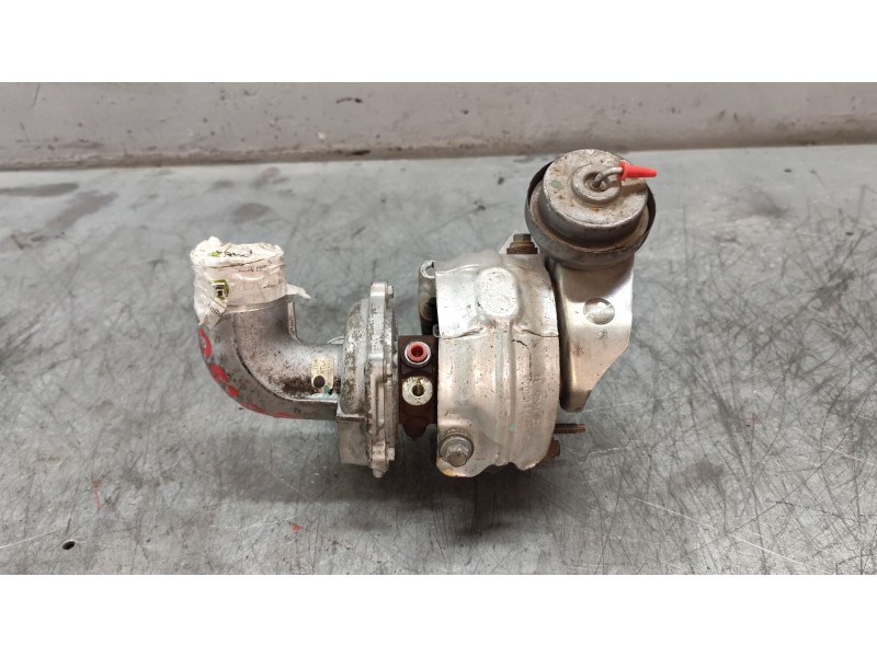 Recambio de turbocompresor para toyota avensis (_t25_) 2.0 d-4d (adt250_) referencia OEM IAM 11062101689  172010R070