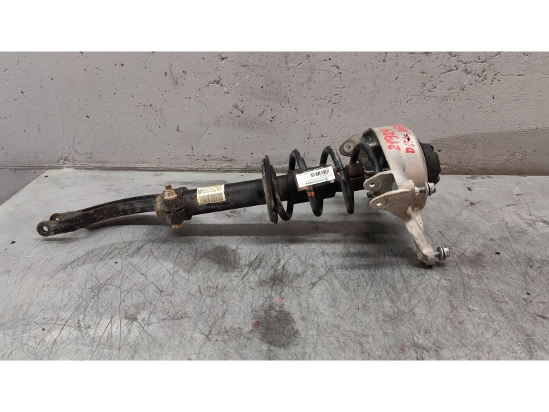 Recambio de amortiguador delantero derecho para audi a4 ber. (b8) básico referencia OEM IAM 8K0413031AF  