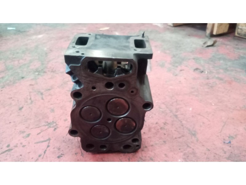 Recambio de culata para scania serie 4 (p/r 114 l) 10.6 diesel referencia OEM IAM 1448282  