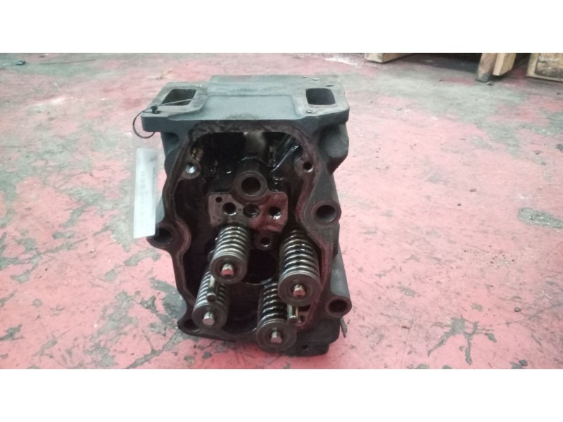 Recambio de culata para scania serie 4 (p/r 114 l) 10.6 diesel referencia OEM IAM 1448282  