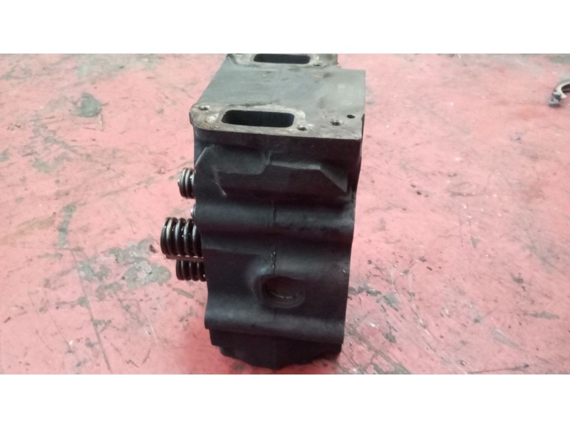 Recambio de culata para scania serie 4 (p/r 114 l) 10.6 diesel referencia OEM IAM 1448282  