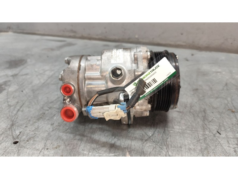 Recambio de compresor aire acondicionado para opel corsa c club referencia OEM IAM 1440F  