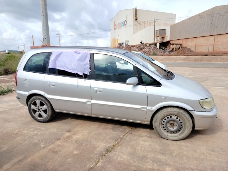 opel zafira a monospace (t98) del año 2005