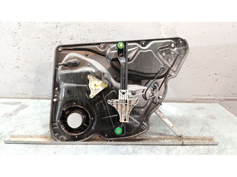 Recambio de elevalunas trasero izquierdo para volkswagen passat variant (3c5) advance referencia OEM IAM 3C4839755H  