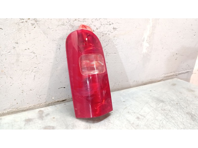 Recambio de piloto trasero izquierdo para renault master ii furgoneta (fd) 2.5 d referencia OEM IAM   