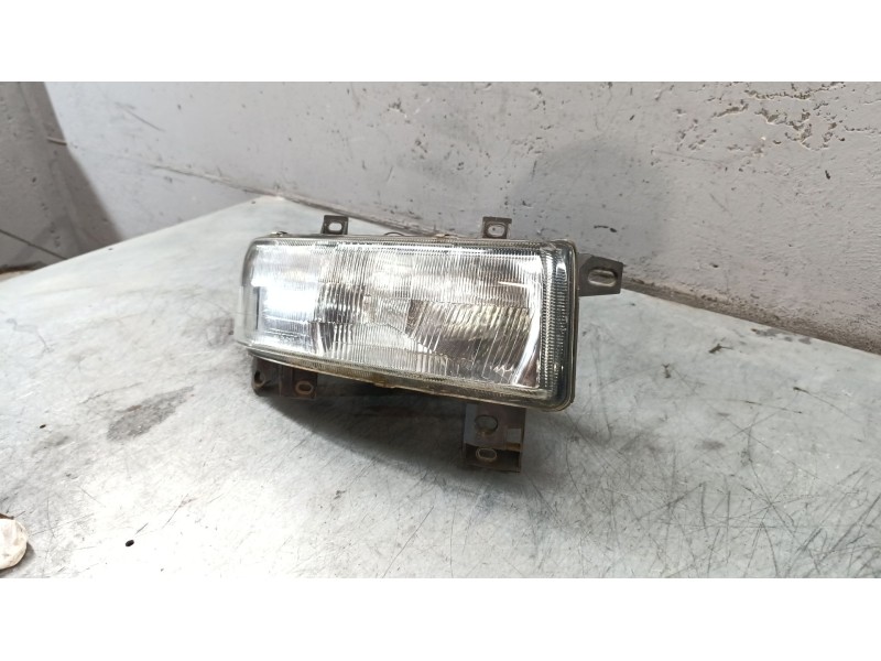 Recambio de faro derecho para renault master ii furgoneta (fd) 2.5 d referencia OEM IAM   