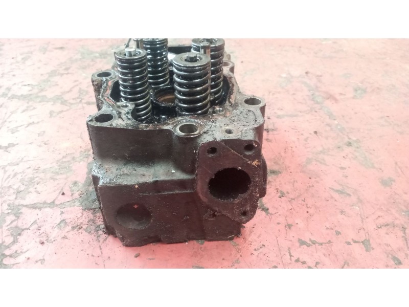 Recambio de culata para scania 4 - series 114 l/380 referencia OEM IAM 1448282  