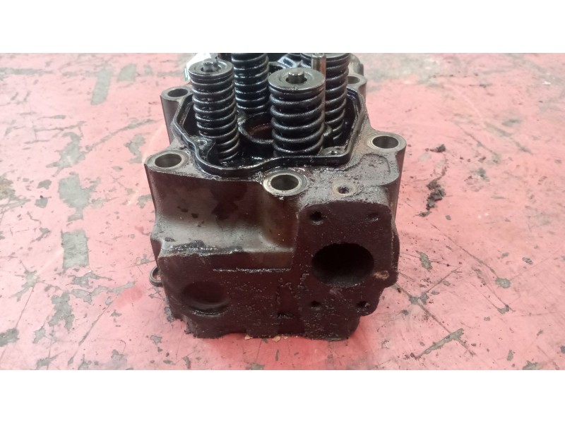 Recambio de culata para scania 4 - series 114 l/380 referencia OEM IAM 1448282  