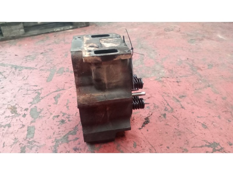 Recambio de culata para scania 4 - series 114 l/380 referencia OEM IAM 1448282  
