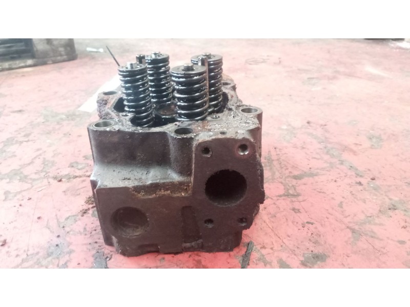 Recambio de culata para scania 4 - series 114 l/380 referencia OEM IAM 1448282  