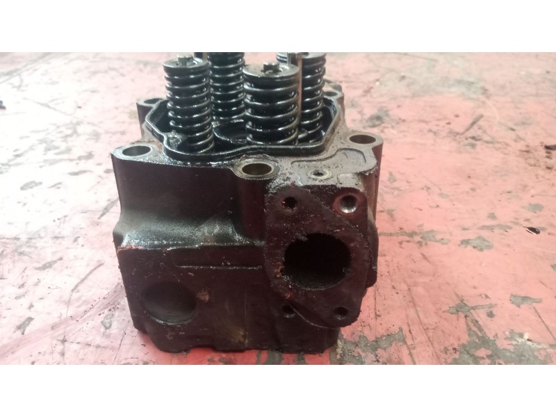 Recambio de culata para scania 4 - series 114 l/380 referencia OEM IAM 1448282  