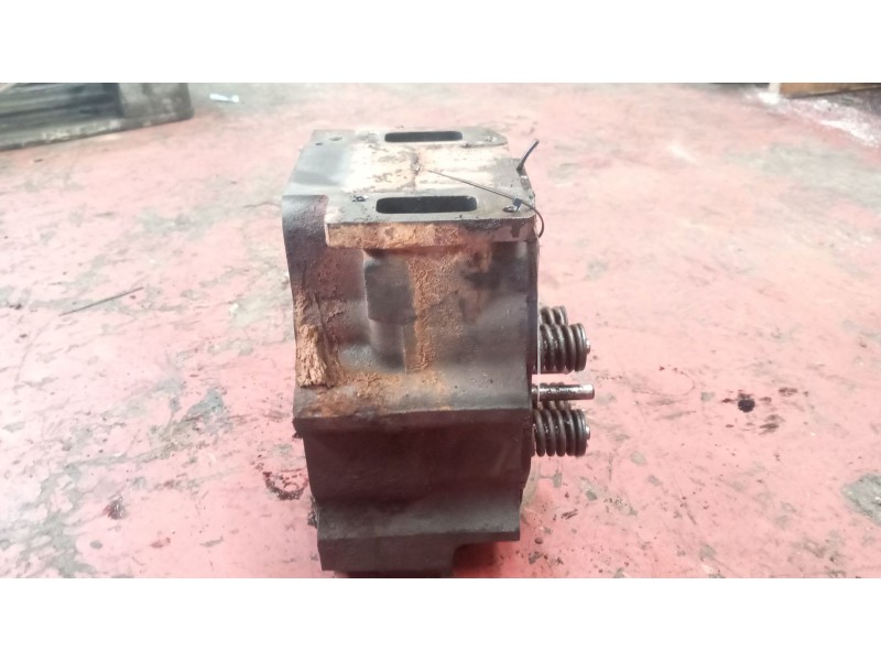 Recambio de culata para scania 4 - series 114 l/380 referencia OEM IAM 1448282  