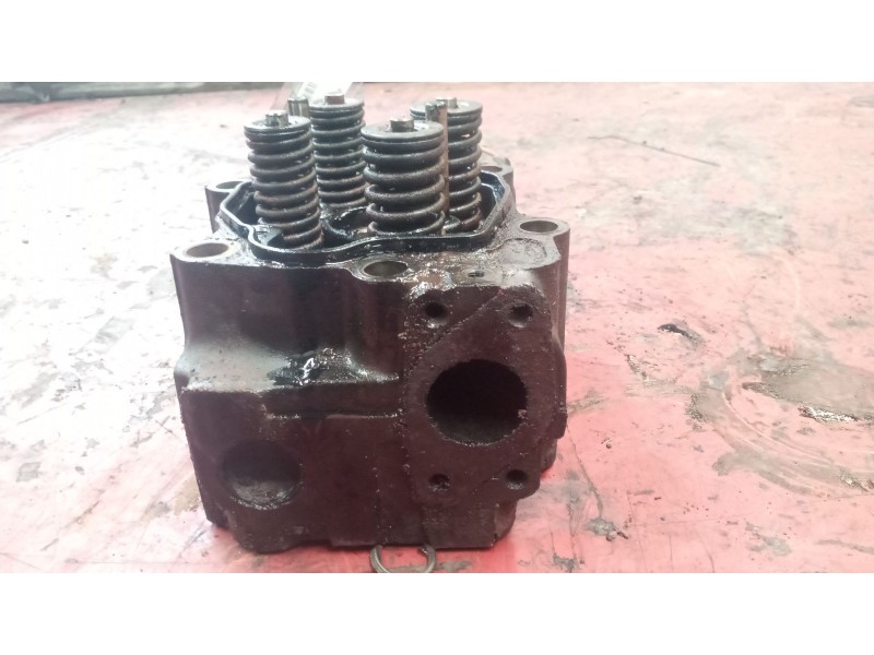 Recambio de culata para scania 4 - series 114 l/380 referencia OEM IAM 1448282  