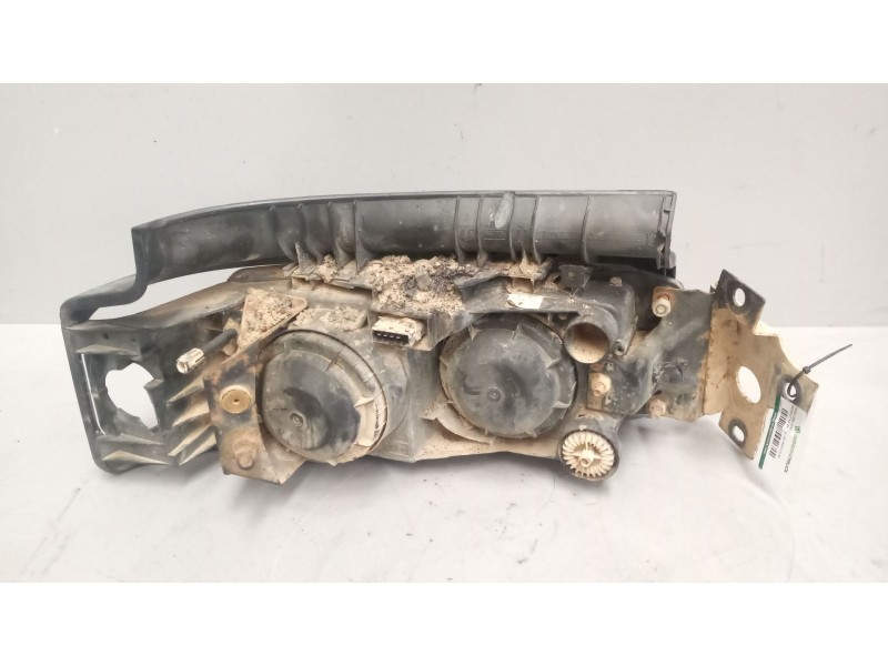 Recambio de faro izquierdo para renault hd 340.18 / 26 premium e2 9.8 diesel referencia OEM IAM   