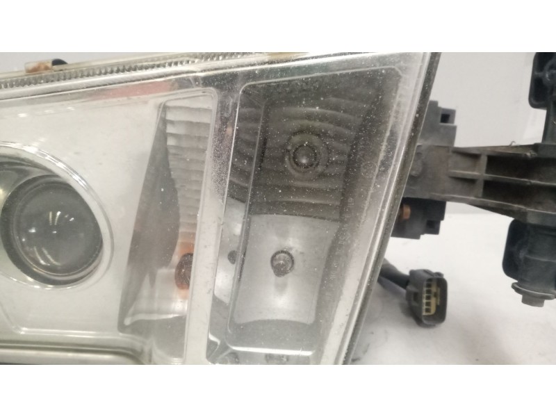 Recambio de faro derecho para volvo fh 12 2002  12.1 diesel (d12d460) referencia OEM IAM 21001668  