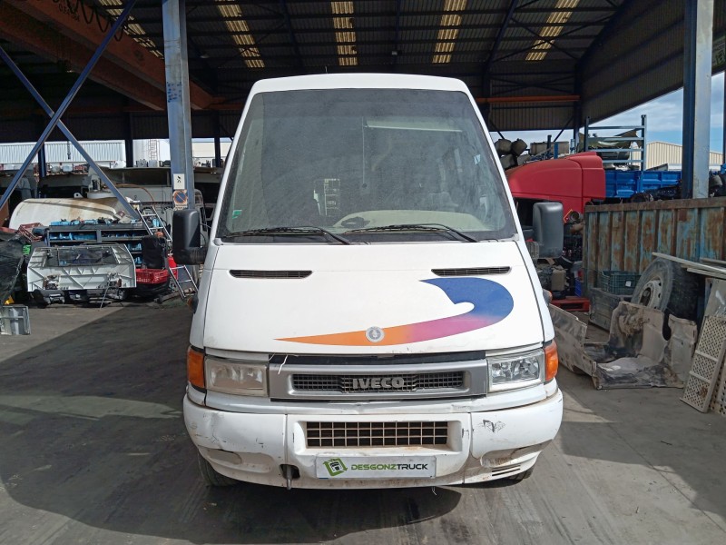 iveco daily v autobús del año 2005