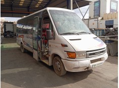 iveco daily v autobús del año 2005 2