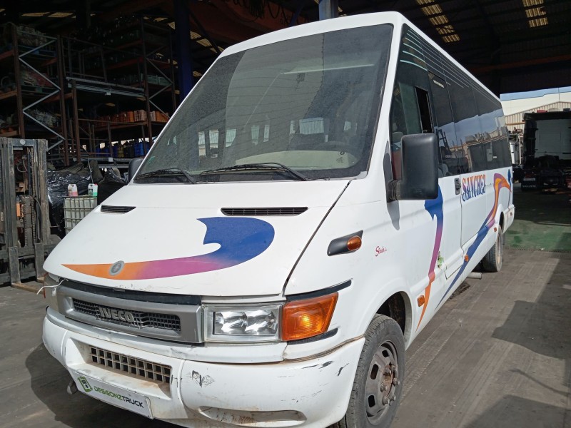 iveco daily v autobús del año 2005