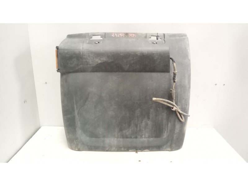 Recambio de guardabarros trasero derecho para daf serie xf105.xxx fsa 4x2 space-cab referencia OEM IAM   DELANTERO