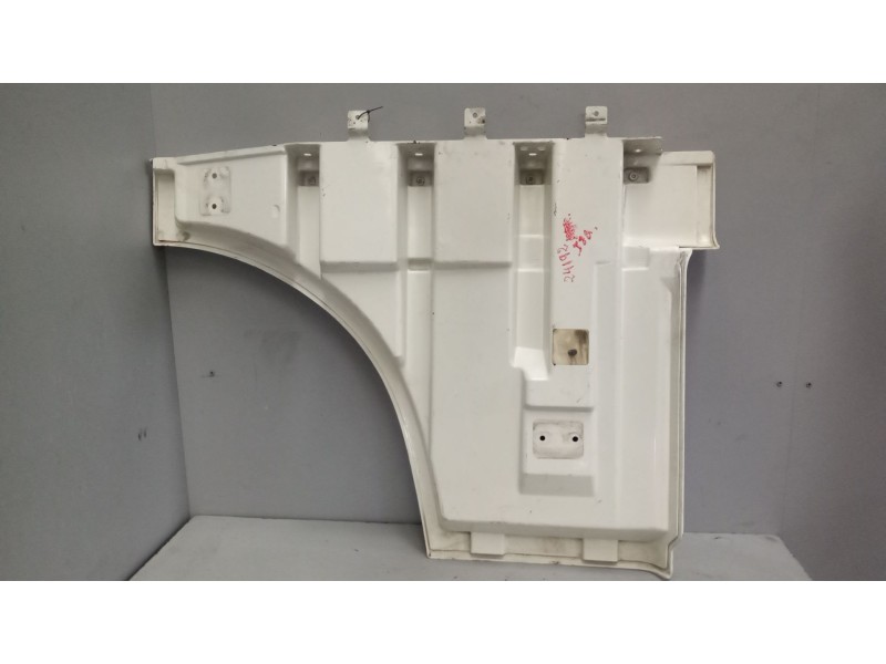 Recambio de moldura puerta delantera izquierda para daf xf 105 105.460 referencia OEM IAM   