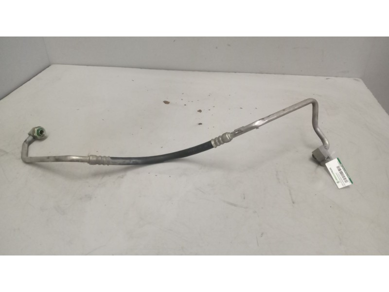 Recambio de tubos aire acondicionado para iveco eurocargo 05.03  5.9 diesel referencia OEM IAM 504068744  