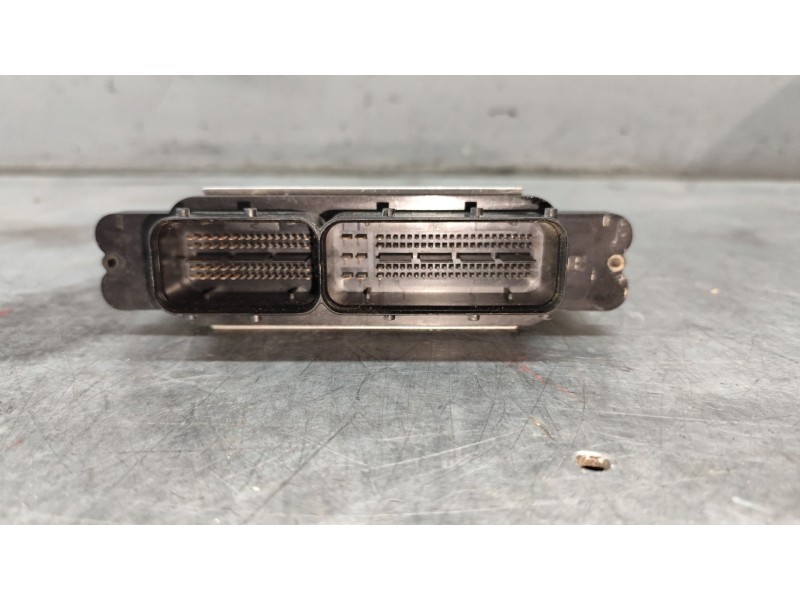 Recambio de centralita motor uce para seat leon (5f1) 1.4 tsi referencia OEM IAM 04E907309BH  0261S12609