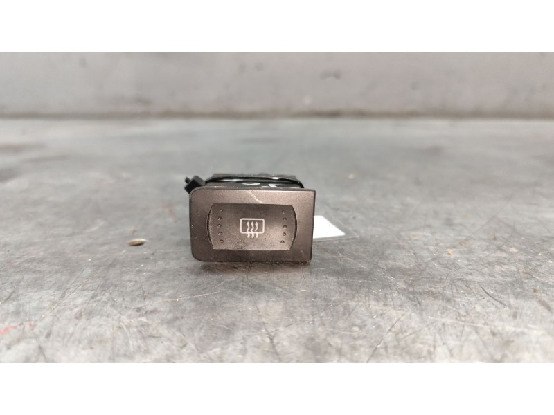 Recambio de boton antivaho para volkswagen golf iv berlina (1j1) 1.9 tdi referencia OEM IAM 1J0959621C  