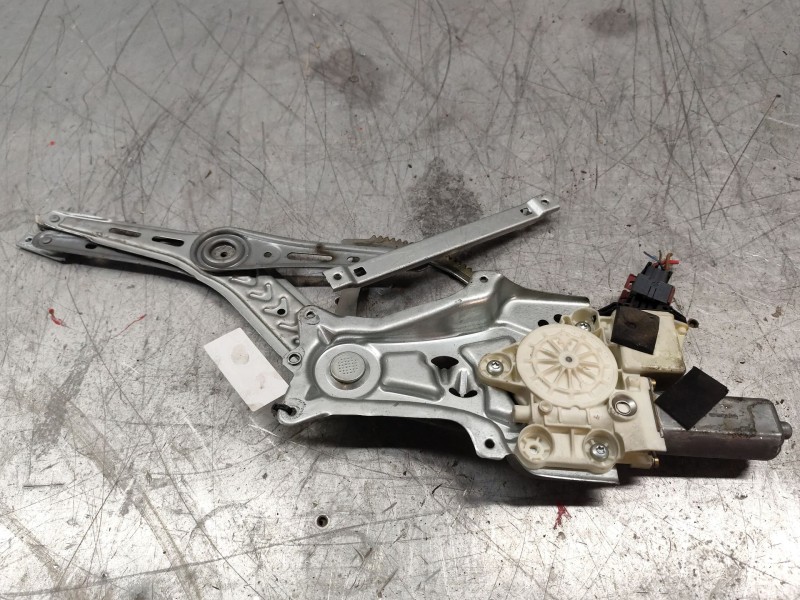 Recambio de elevalunas delantero derecho para opel vectra c berlina club referencia OEM IAM 9178988  