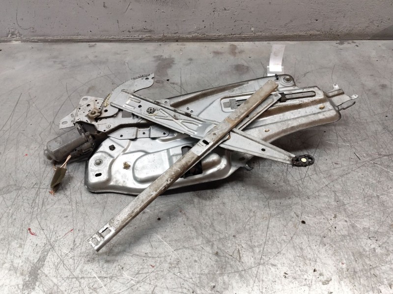 Recambio de elevalunas delantero derecho para renault laguna (b56) 1.8 16v rt referencia OEM IAM   