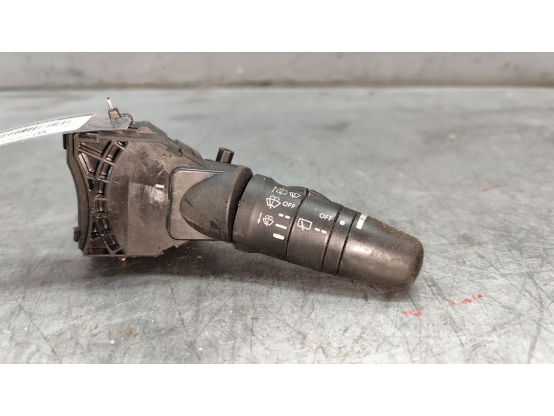 Recambio de mando limpia para nissan almera ii (n16) 1.5 referencia OEM IAM 25260AV770  