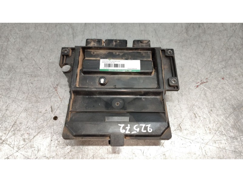 Recambio de centralita motor uce para renault clio iii authentique referencia OEM IAM 8200399038  8200619409