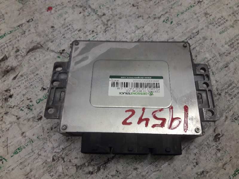 Recambio de centralita motor uce para peugeot 206 berlina referencia OEM IAM 9645211580 964462568000 S200023