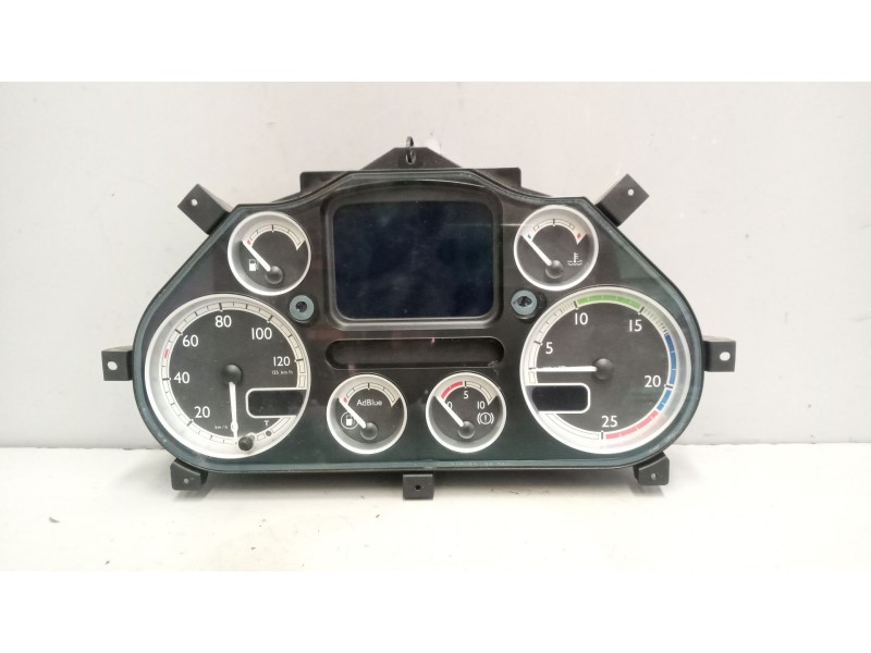 Recambio de cuadro instrumentos para daf serie xf105.xxx 12.9 diesel referencia OEM IAM 1743496  