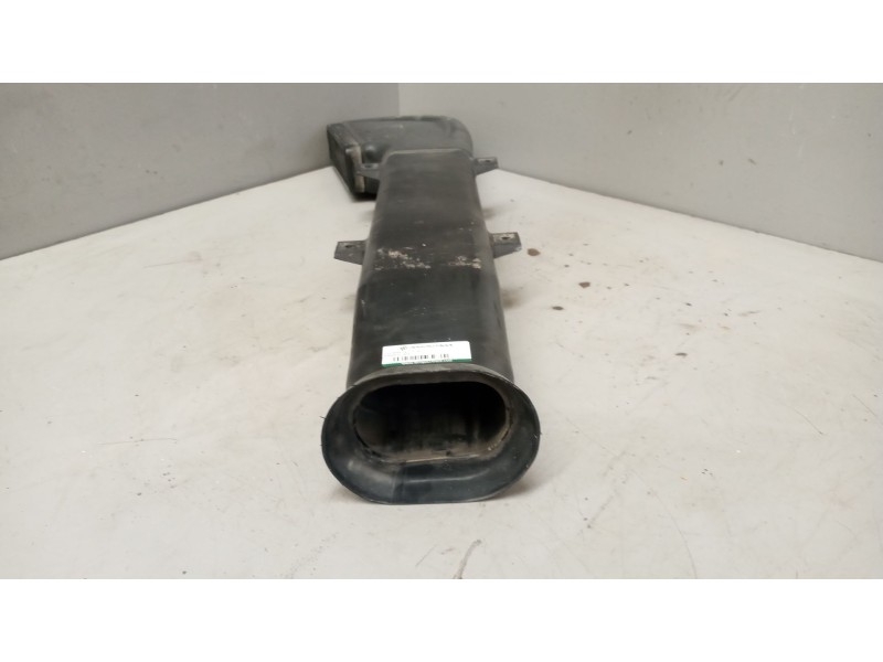 Recambio de chimenea caja filtro para nissan atleon 110 referencia OEM IAM 165679x101  165559x100