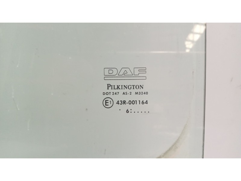 Recambio de luna delantera izquierda para daf serie xf105.xxx 12.9 diesel referencia OEM IAM 1284623  