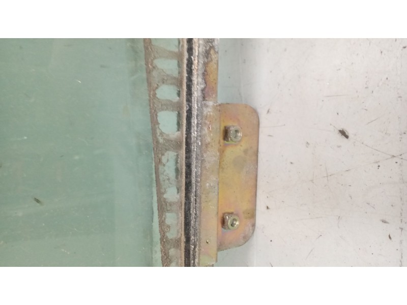 Recambio de luna delantera izquierda para daf serie xf105.xxx 12.9 diesel referencia OEM IAM 1284623  