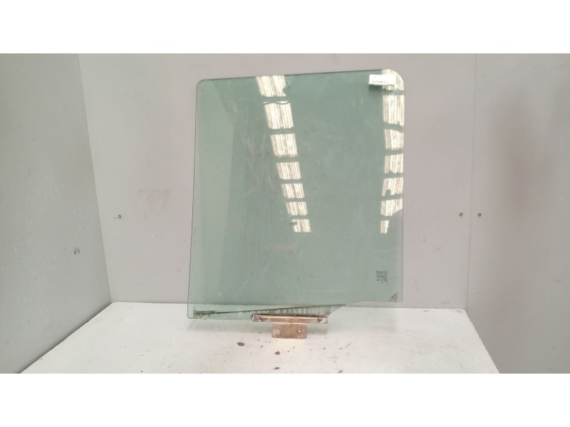 Recambio de luna delantera derecha para daf serie xf105.xxx 12.9 diesel referencia OEM IAM 1284624  