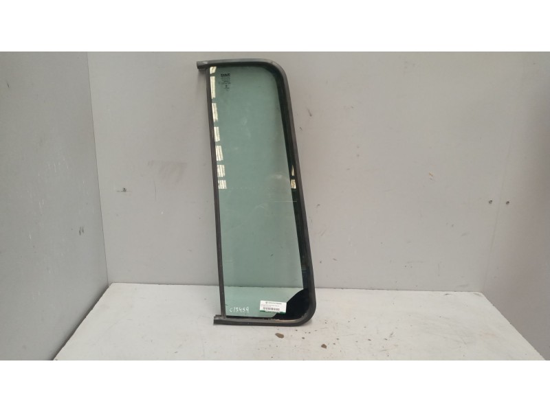 Recambio de luna custodia delantera derecha para daf serie xf105.xxx 12.9 diesel referencia OEM IAM 1676966  