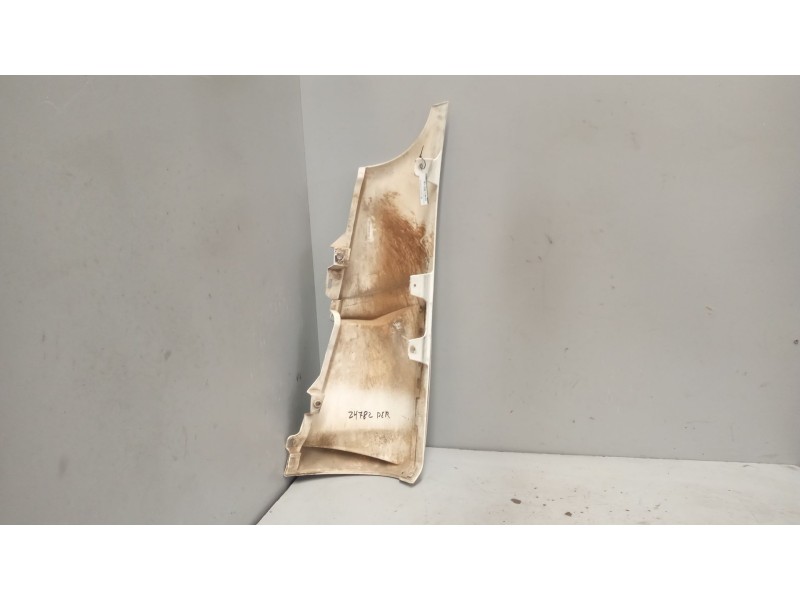 Recambio de deflector derecho para daf serie lf45.xxx desde 06 referencia OEM IAM 5010468121  