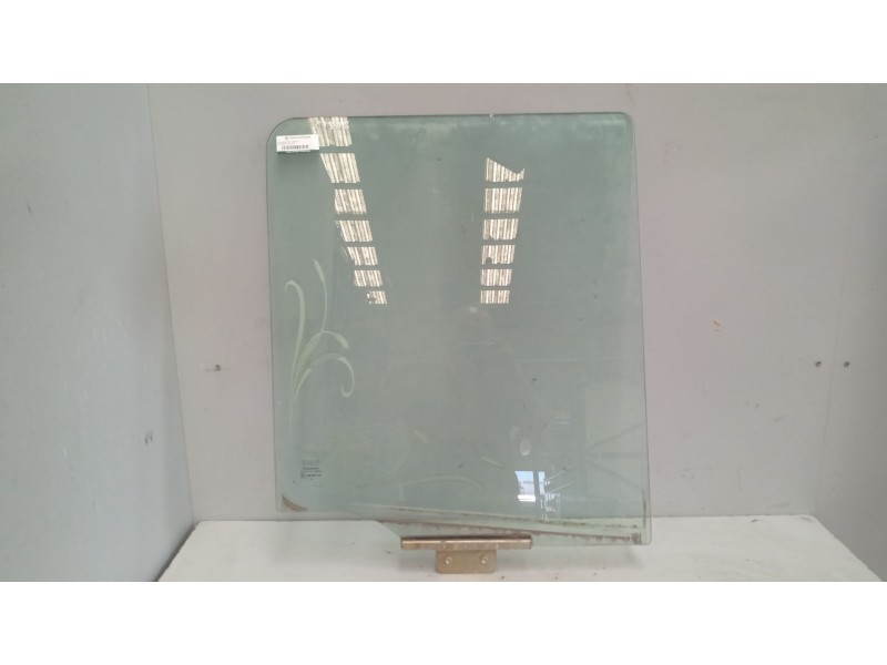 Recambio de luna delantera derecha para daf serie xf105.xxx 12.9 diesel referencia OEM IAM 1284624  