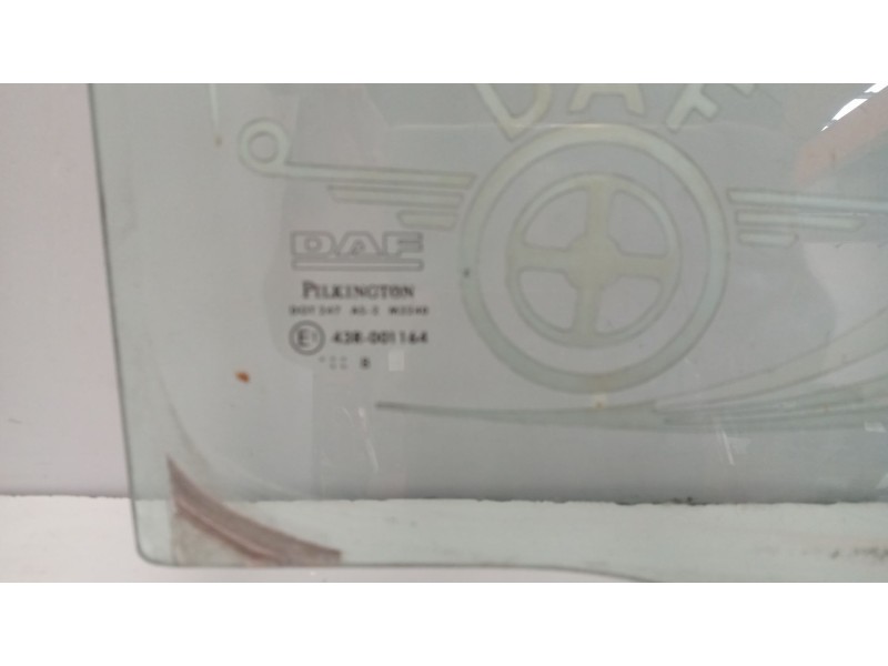 Recambio de luna delantera derecha para daf serie xf105.xxx 12.9 diesel referencia OEM IAM 1284624  