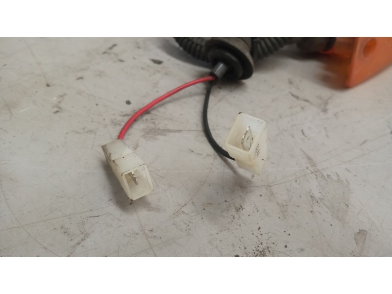 Recambio de piloto lateral izquierdo para daf serie xf105.xxx 12.9 diesel referencia OEM IAM 1815754  