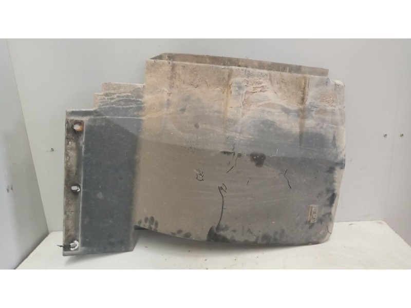 Recambio de guardabarros delantero izquierdo para daf serie xf105.xxx 12.9 diesel referencia OEM IAM 1284624  