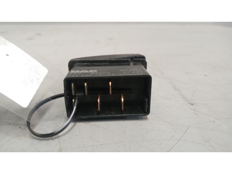 Recambio de interruptor para daf serie xf105.xxx 12.9 diesel referencia OEM IAM 1604607  