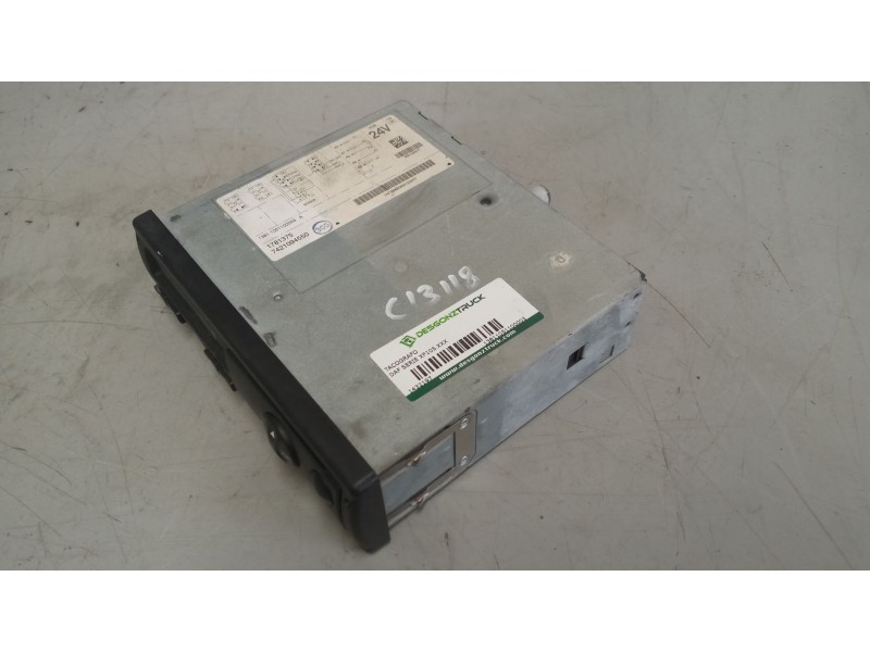 Recambio de tacografo para daf serie xf105.xxx 12.9 diesel referencia OEM IAM 13811051100003  0001335477