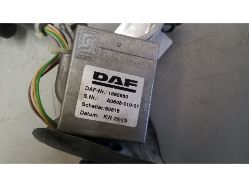 Recambio de mando intermitentes para daf serie xf105.xxx 12.9 diesel referencia OEM IAM 1892960  