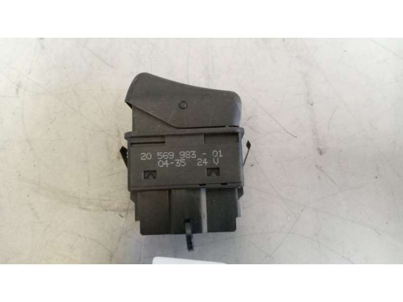 Recambio de interruptor para volvo fm 12 2002 referencia OEM IAM 20569983  