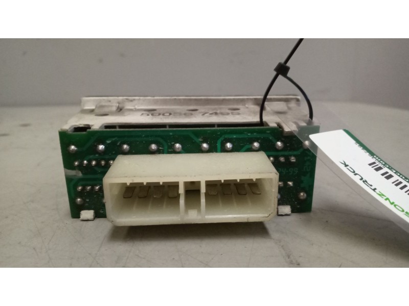 Recambio de cuadro instrumentos para iveco eurotech (mp) 9.5 diesel referencia OEM IAM 500367495  