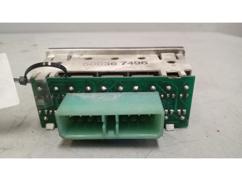 Recambio de cuadro instrumentos para iveco eurotech (mp) fg  (190 e 34) tráfico urbano referencia OEM IAM 500367496  