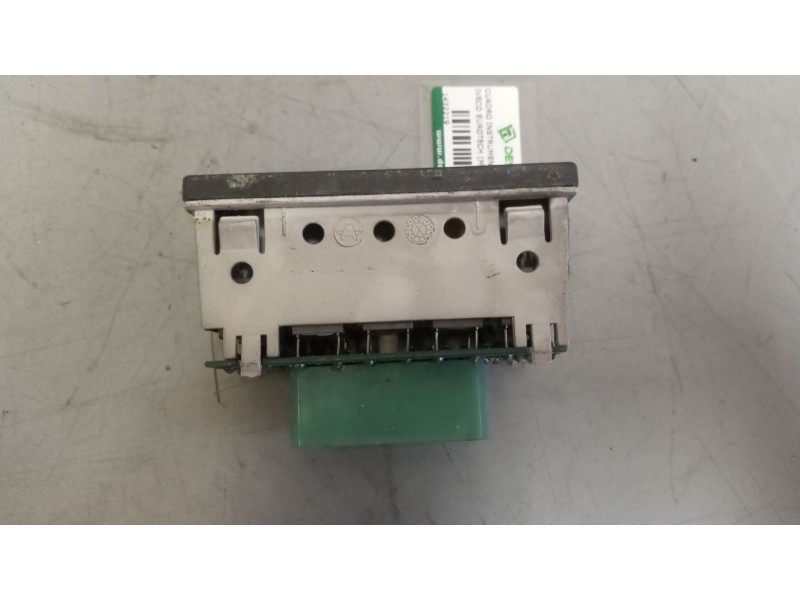 Recambio de cuadro instrumentos para iveco eurotech (mp) fg  (190 e 34) tráfico urbano referencia OEM IAM 500367496  